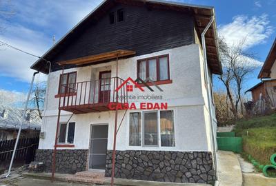 Casă individuală cu 4 camere cu Teren 263 Mp în Câmpina - 1