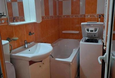 Garsonieră decomandată în - 4