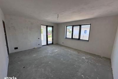 Casă cu 4 camere cu Teren 400 Mp în Domnești - 10