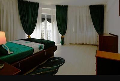 Apartament cu 3 camere în Decebal
