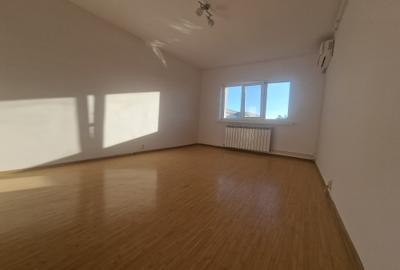 Apartament cu 2 camere decomandat în Sud - 1