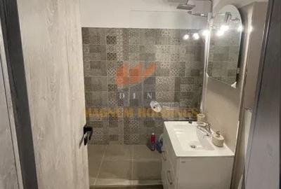 Apartament cu 3 camere decomandat în Calea București