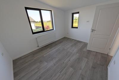Casă individuală cu 3 camere cu Teren 260 Mp în Otopeni - 17