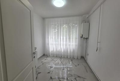 Apartament cu 3 camere decomandat în Alexandru cel Bun