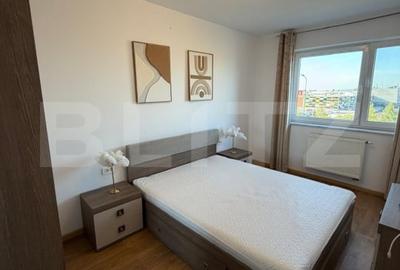 Apartament cu 2 camere decomandat, mobilat în Tractorul