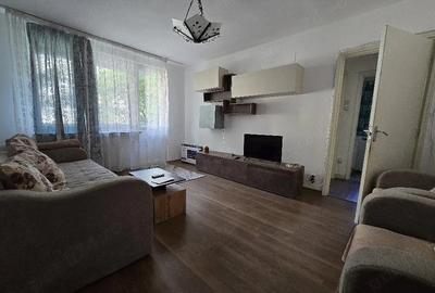 Apartament cu 2 camere semidecomandat în Giurgiului