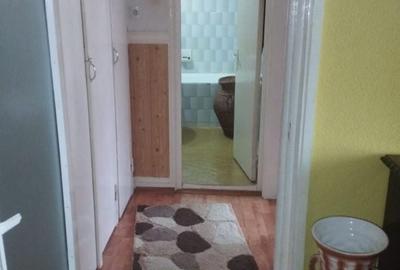 Apartament cu 2 camere semidecomandat în Prundu