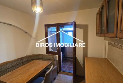 Apartament cu 2 camere decomandat în Sărari - 2
