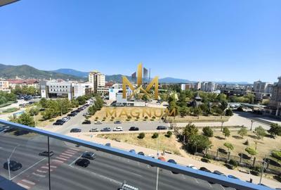 Apartament cu 2 camere decomandat, mobilat în Central