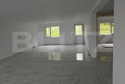 Casă cu 2 camere cu Teren 1000 Mp în Central