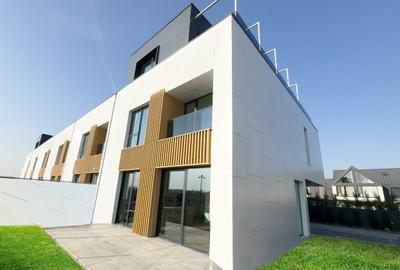 Casă cu 5 camere cu Canalizare în Pipera