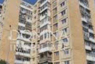 Garsonieră semidecomandată în Plopilor