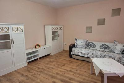 Apartament cu 2 camere decomandat în Central - 2