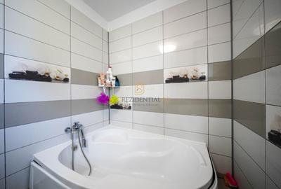 Duplex cu 4 camere cu Canalizare în Central - 19