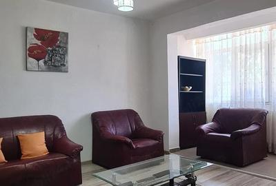 Apartament cu 3 camere decomandat în Piața Centrală - 8