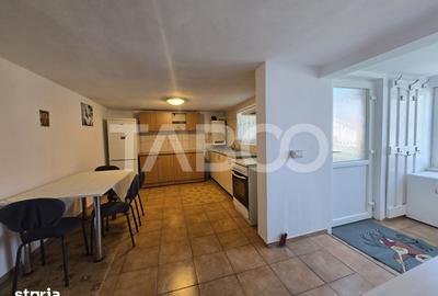Apartament cu 2 camere decomandat în Lazaret