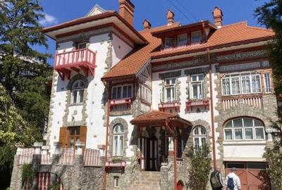 Casă individuală cu 10 camere cu Teren 1200 Mp în Central