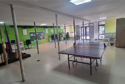 Spațiu comercial, de 194 mp, în 1 Decembrie - 1