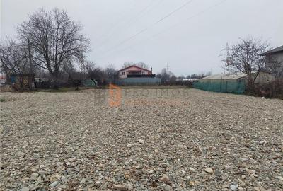 Teren construcție, în 1 Decembrie - 5
