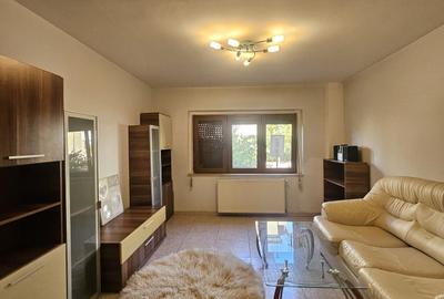 Apartament cu 3 camere decomandat în Cantemir - 13
