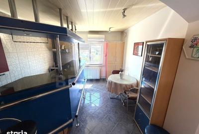 Apartament cu 3 camere decomandat în Brazda lui Novac