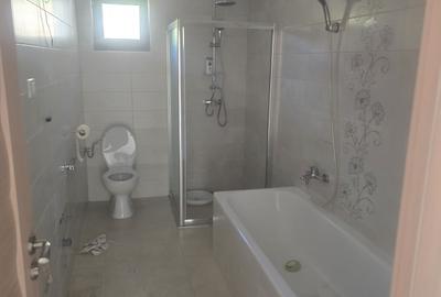 Casă cu 4 camere cu Teren 650 Mp în Spitalul Județean - 7