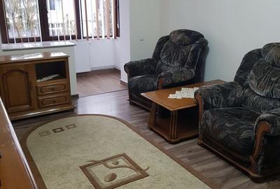 Apartament cu 2 camere semidecomandat în Trivale - 3
