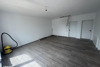 Casă cu 3 camere în Central