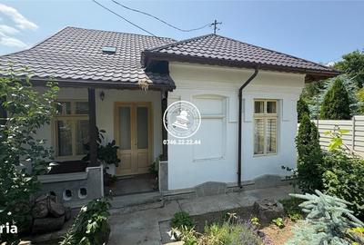 Casă cu 3 camere cu Canalizare în Copou - 2