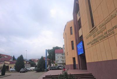 Garsonieră decomandată în Central - 3