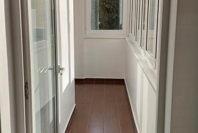 Apartament cu 3 camere decomandat în Drumul Carului