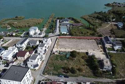 Teren de 1000 mp, în Palazu Mare