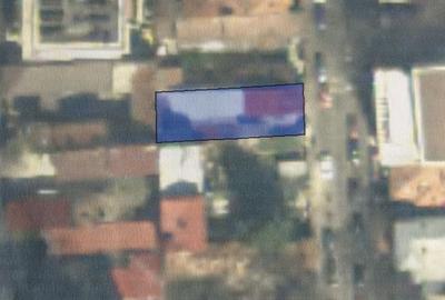 Teren de 580 mp, în Aviatorilor