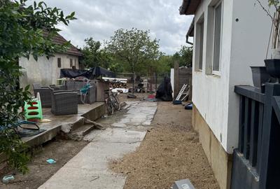 Casă cu 3 camere în Păuliș - 4