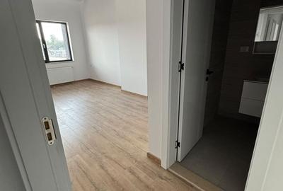 Apartament cu 3 camere în Inel II