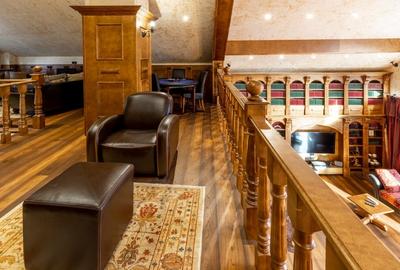 Penthouse cu 7 camere decomandat, mobilat în Clăbucet - 17