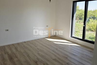 Casă cu 3 camere cu Teren 350 Mp în Bârnova - 12
