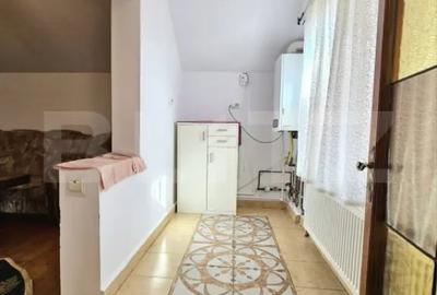Apartament cu 3 camere decomandat în Chișoda