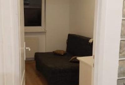Apartament cu 3 camere decomandat în Gănești