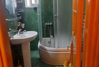 Apartament cu 3 camere decomandat în Exterior Vest - 3