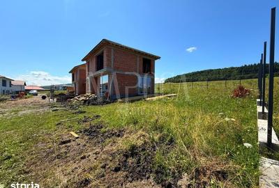 Casă cu 4 camere cu Teren 350 Mp în Gârbău - 1