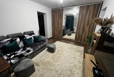 Apartament cu 3 camere semidecomandat în Central - 6