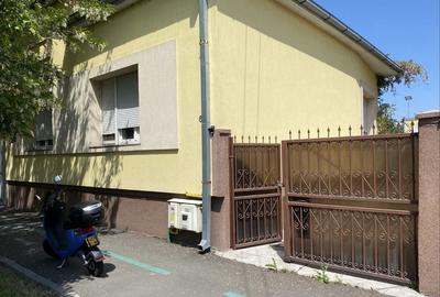 Casă cu 3 camere în Titulescu - 8