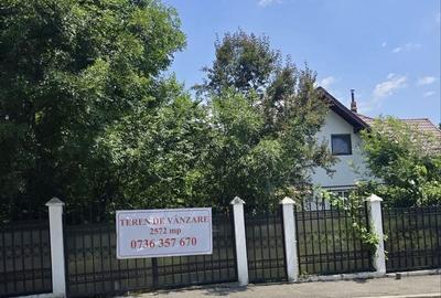 Teren de 2572 mp, în Central - 1
