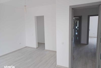 Casă cu 4 camere cu Teren 130 Mp în Sânpetru - 3