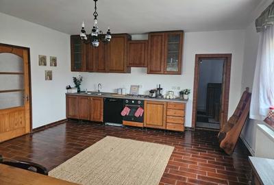 Casă cu 3 camere în Sacoșu Turcesc - 5