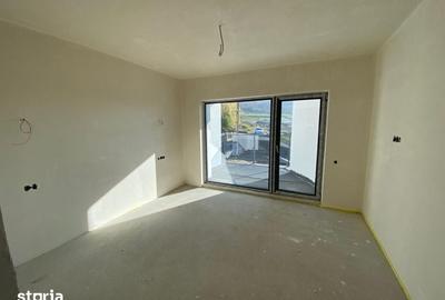 Casă cu 5 camere cu Teren 500 Mp în Central - 4
