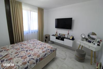 Casă cu 3 camere cu Teren 198 Mp în Central - 13