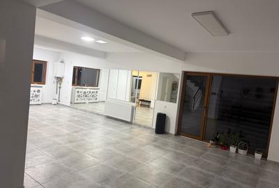 Casă cu 4 camere cu Teren 235 Mp în 1 Decembrie - 7