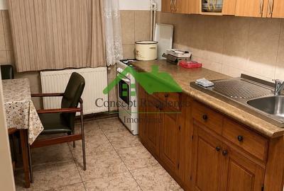 Apartament cu 4 camere decomandat în Gării